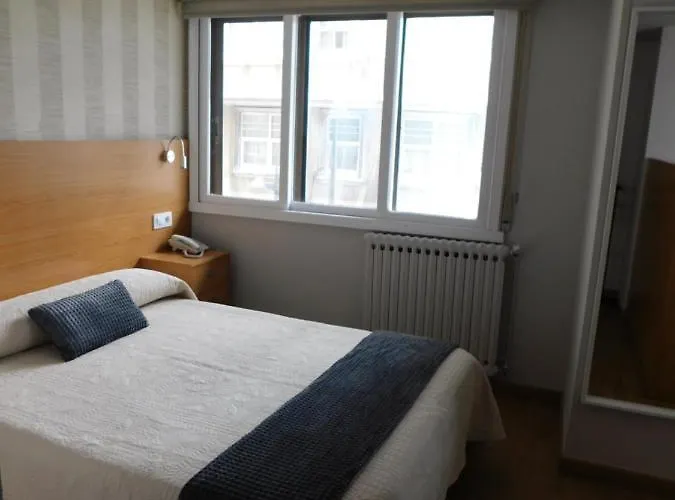 Crisol X Liste Station 3* La Coruña