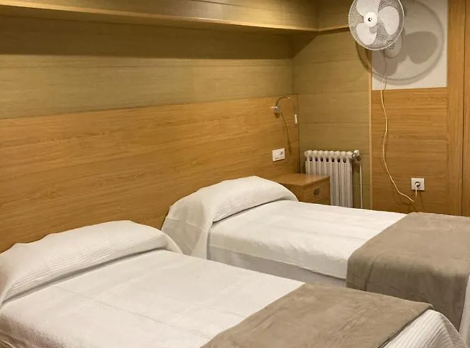 Πανσιόν Crisol X Liste Station A Coruña